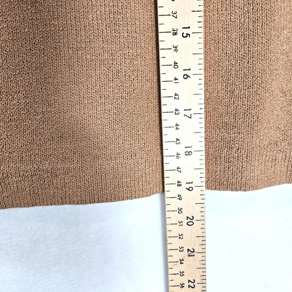 St. John Vintage Size 8 Beige Camel Straight Skirt Santana Knit Pull On #919 - Picture 5 of 5